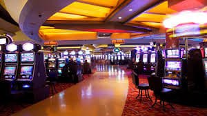 8PMGM မိုဘိုင်းအက်ပ် Myanmar Android iOS ဖုန်းဖြင့် Sportsbook ကစားနေသောမြင်ကွင်း